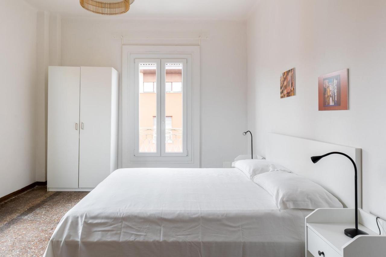 Alessandrini Apartment Alla Finestrella By Wonderful Italy Bologna Exterior foto